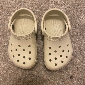 Tan crocs